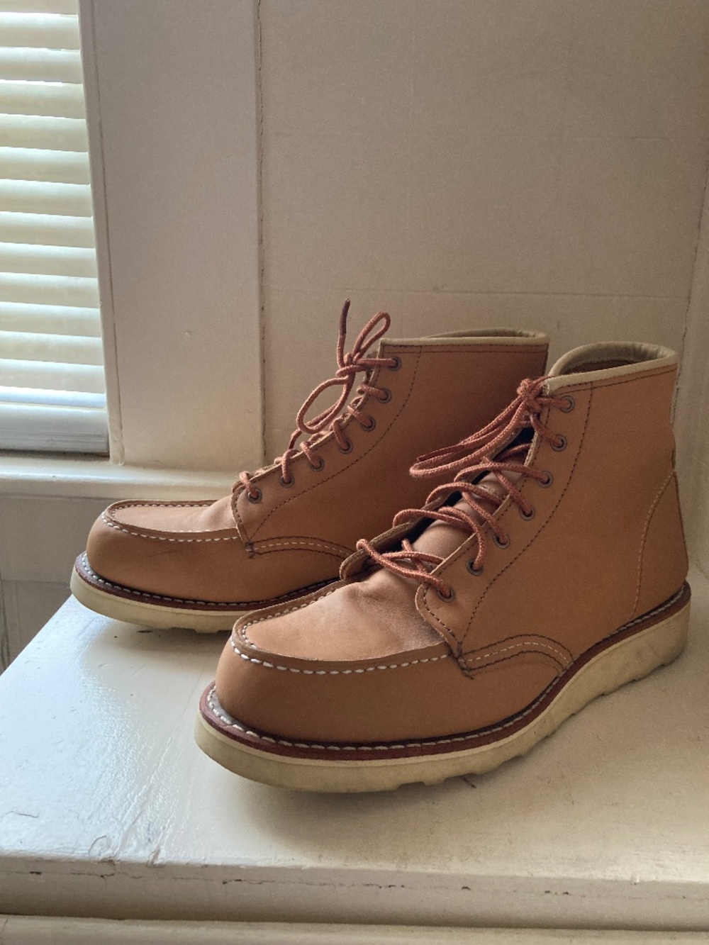 Red Wing "Classic Mac" Women's Short Boot in Tan Boundary Leather